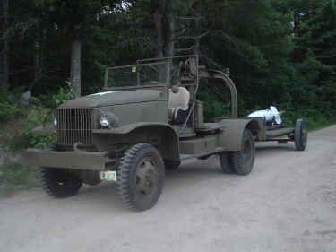 m5_bomb_truck.JPG (51737 bytes)